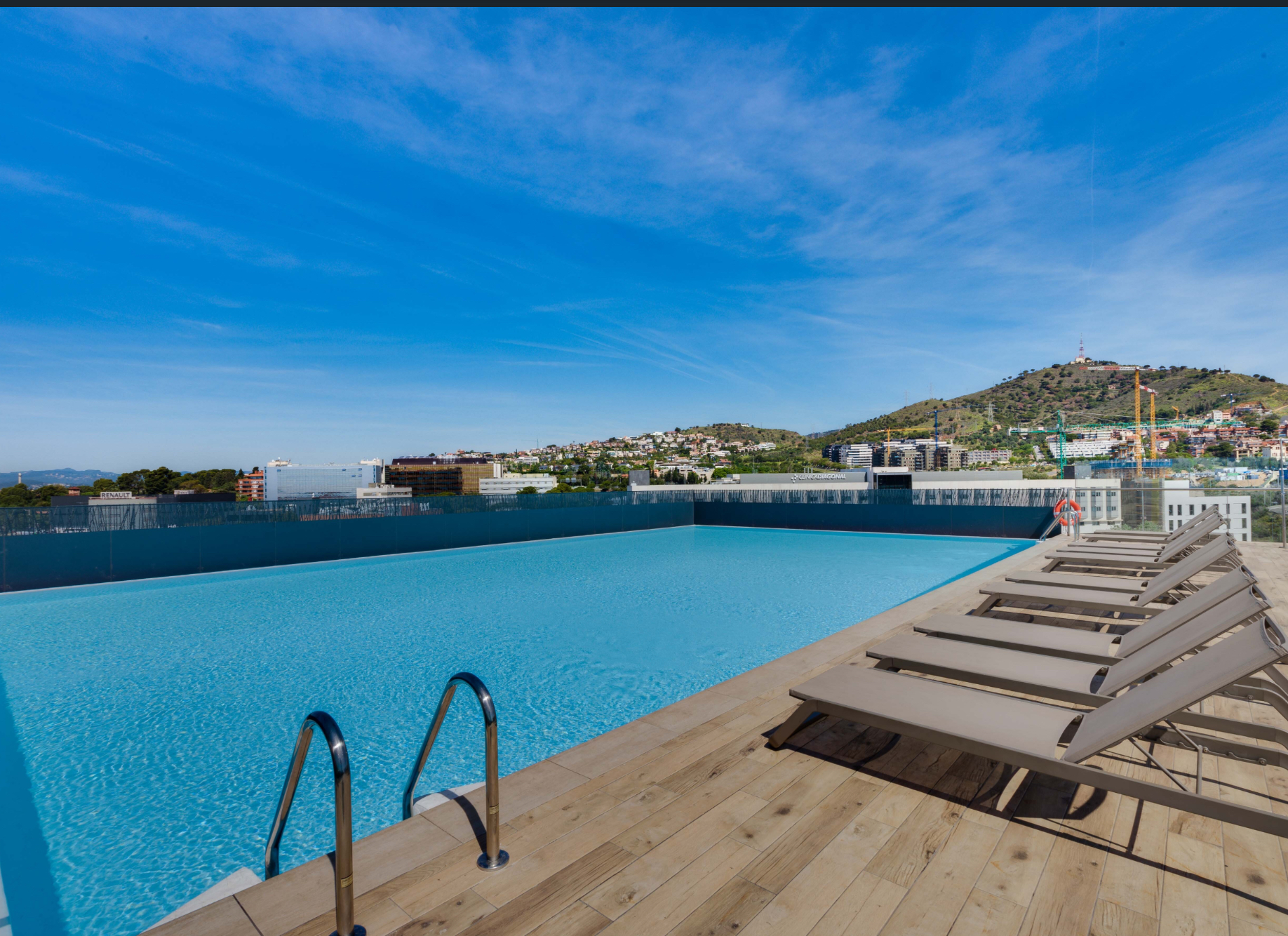 Livensa Living Barcelona Diagonal Alto