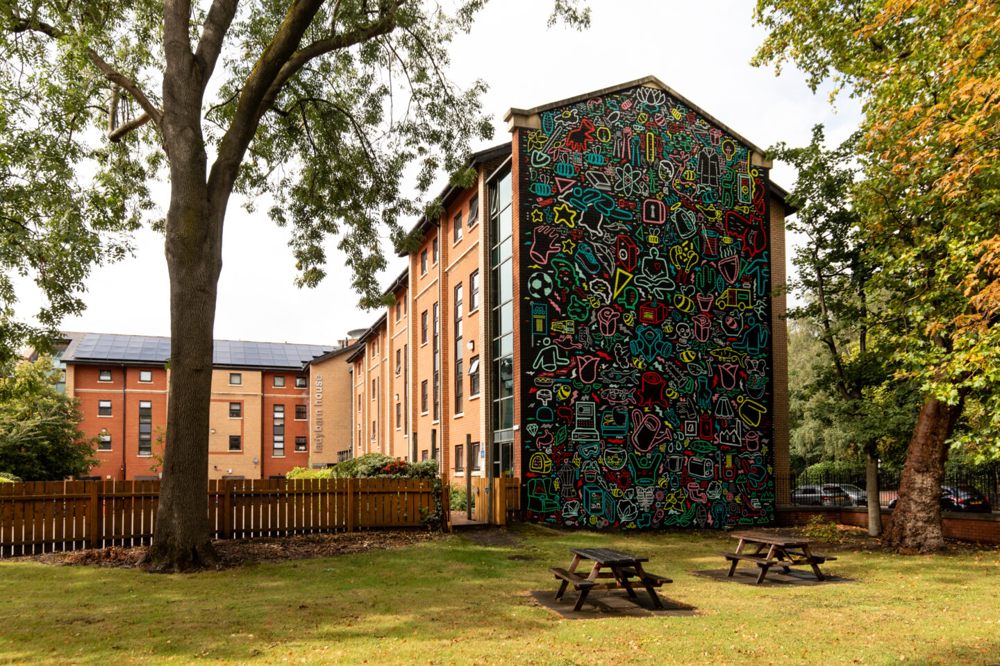 Almero Ladybarn House